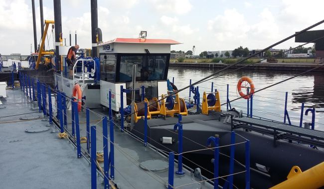 the_csd350_amsterdam_and_1_spud_are_transported_together