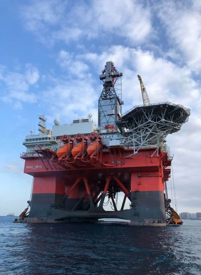 West_Mira_drilling_rig