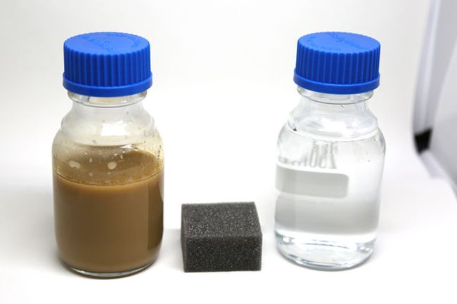 Sponge-dirty-water-cleanwater_KevinSoobrian
