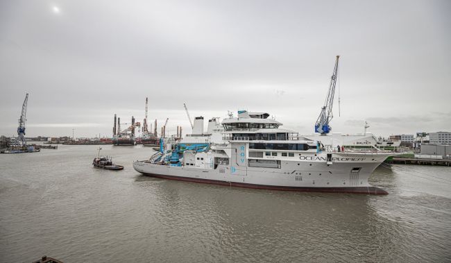 Damen Shiprepair & Conversion Undertaking Oceanxplorer Rebuild_