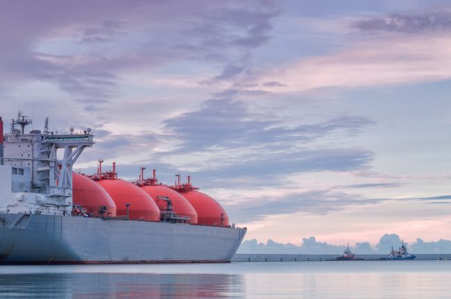 Lubricating Duel-Fuel Auxiliary Engines_A Practical Approach