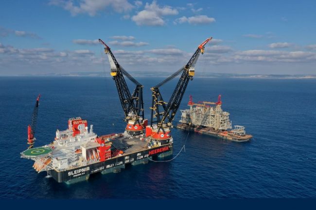World's Largest Semi-Submersible Crane Vessel 'Sleipnir' To Arrive In Rotterdam