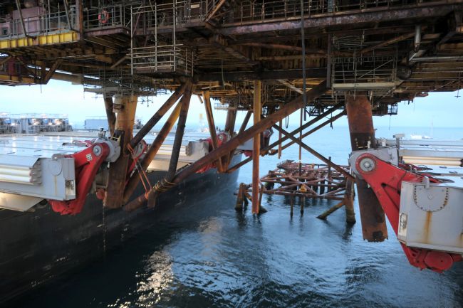Pioneering Spirit Moving away from the jacket