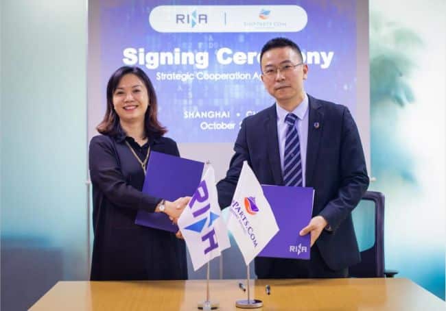 Ms. Kelly Huang, Commercial Director, Greater China for RINA. and Mr. Leo Liu, Chief Operating Officer for ShipParts.com.n