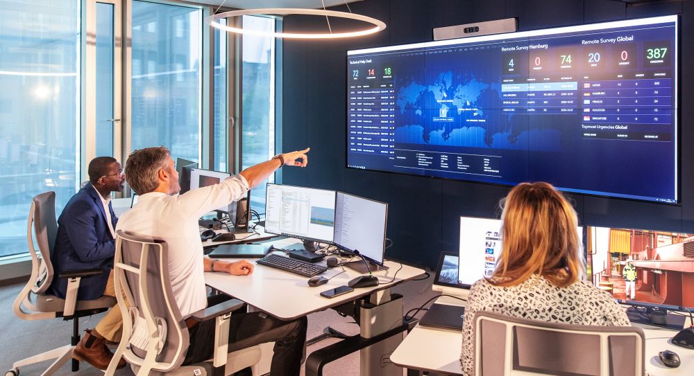 operational center screen
