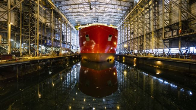 Cable laying vessel Nexans Aurora at Ulstein Verft 