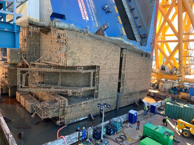 Responders Remove Section Eight Of MV Golden Ray Wreck