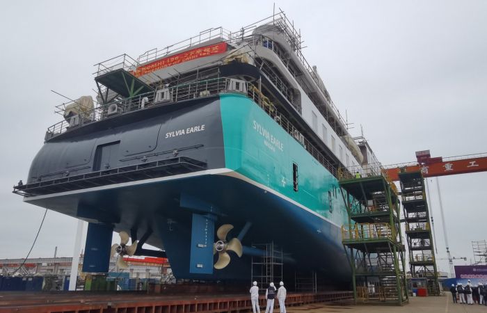 Launching-of-the-Sylvia-Earle-expedition-cruise-vessel-of-the-ULSTEIN-CX103-design