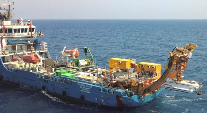 India Sends Mini-Sub To Rescue 53 Crew of Missing Indonesian Submarine - 2