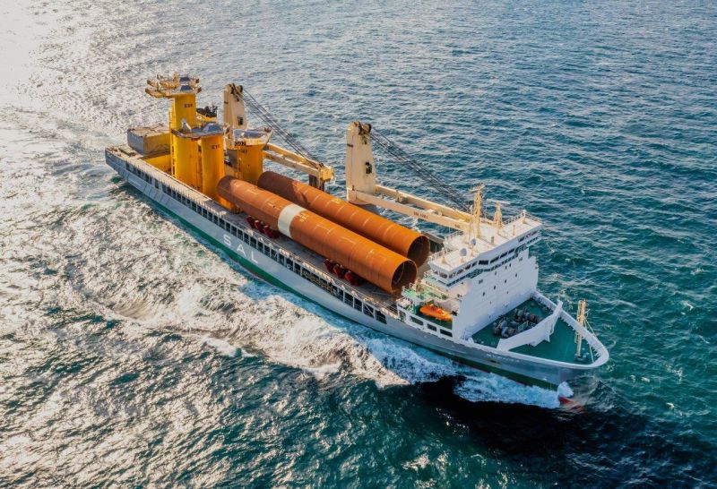 MV Svenja (SAL) transporting monopiles and transition pieces