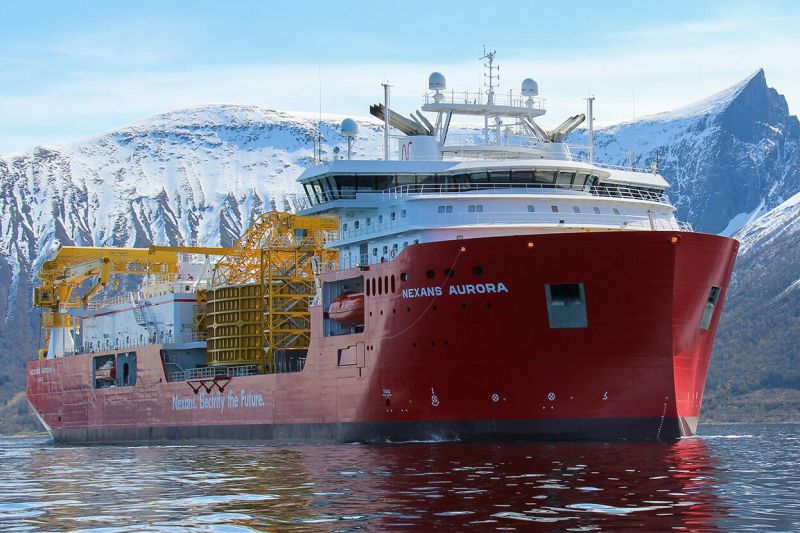 10,000 tons of cable load capacity and is fitted with state-of-the-art instruments for cable transport, installation, and protection