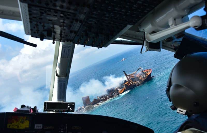 X-Press Pearl Sinks off colombo