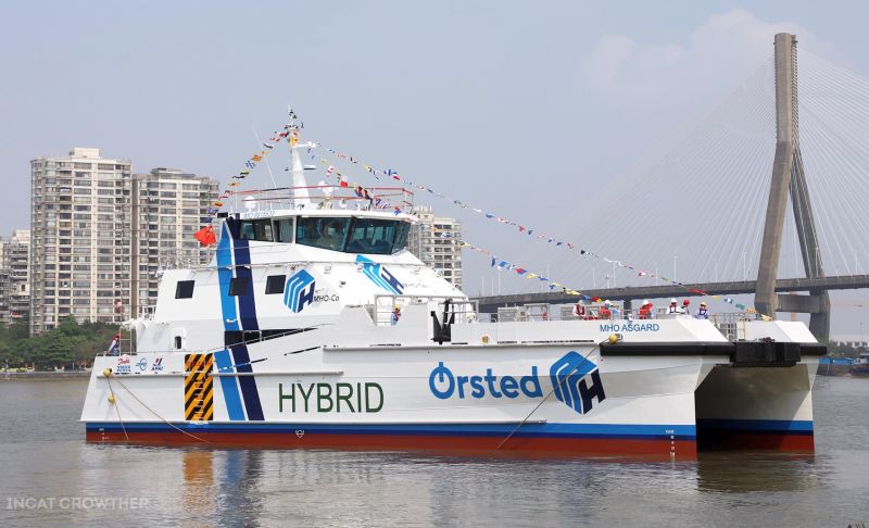 Incat Crowther 35s Become The First Large Hybrid Ctvs 