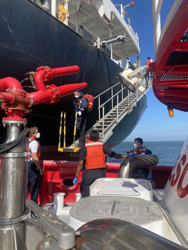 Cargo Vessel Global Striker - Emergency Reponse