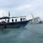 Indian coast guard ship rajratan arrests pakistani boat