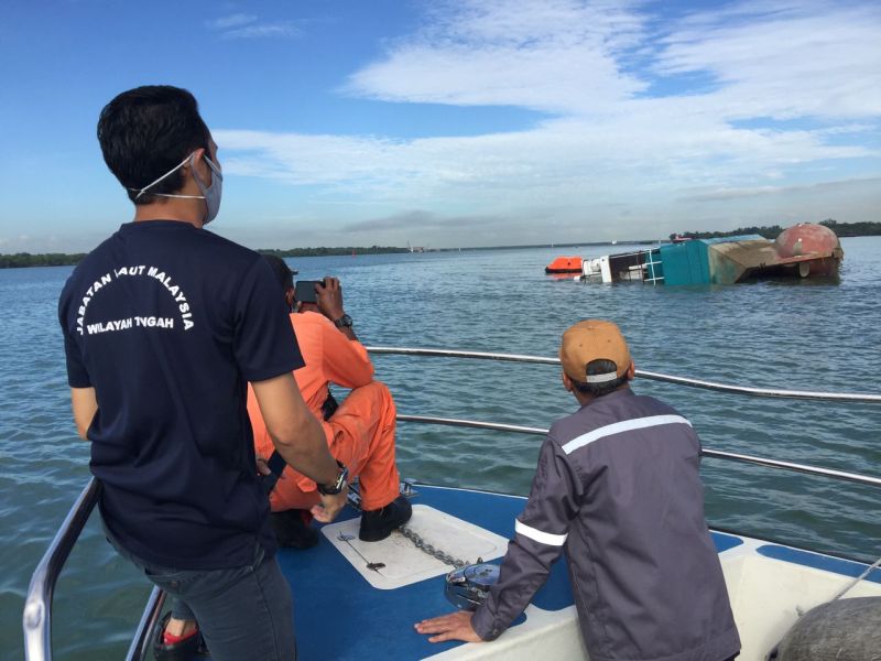 Malaysia marine recue team