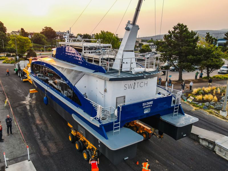 Zero-Emission Hydrogen Fuel Cell Ferry Hits The Water - 3