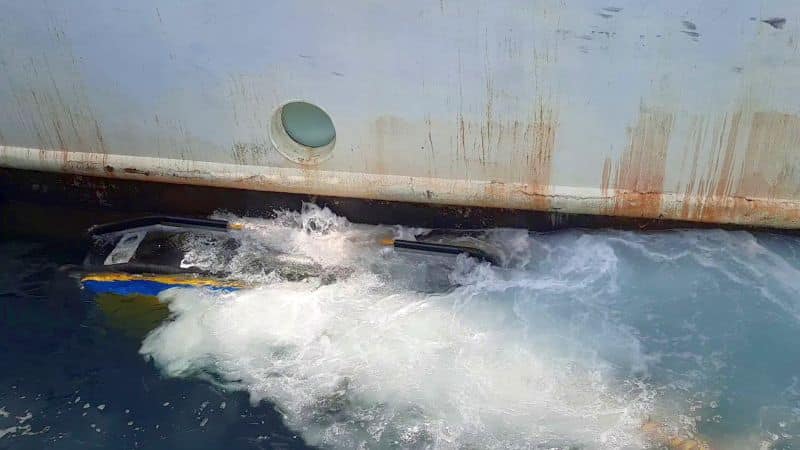 HullWiper ROV in action