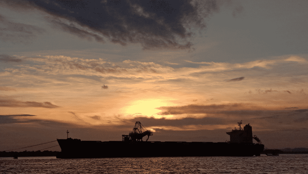 ship silhouette image