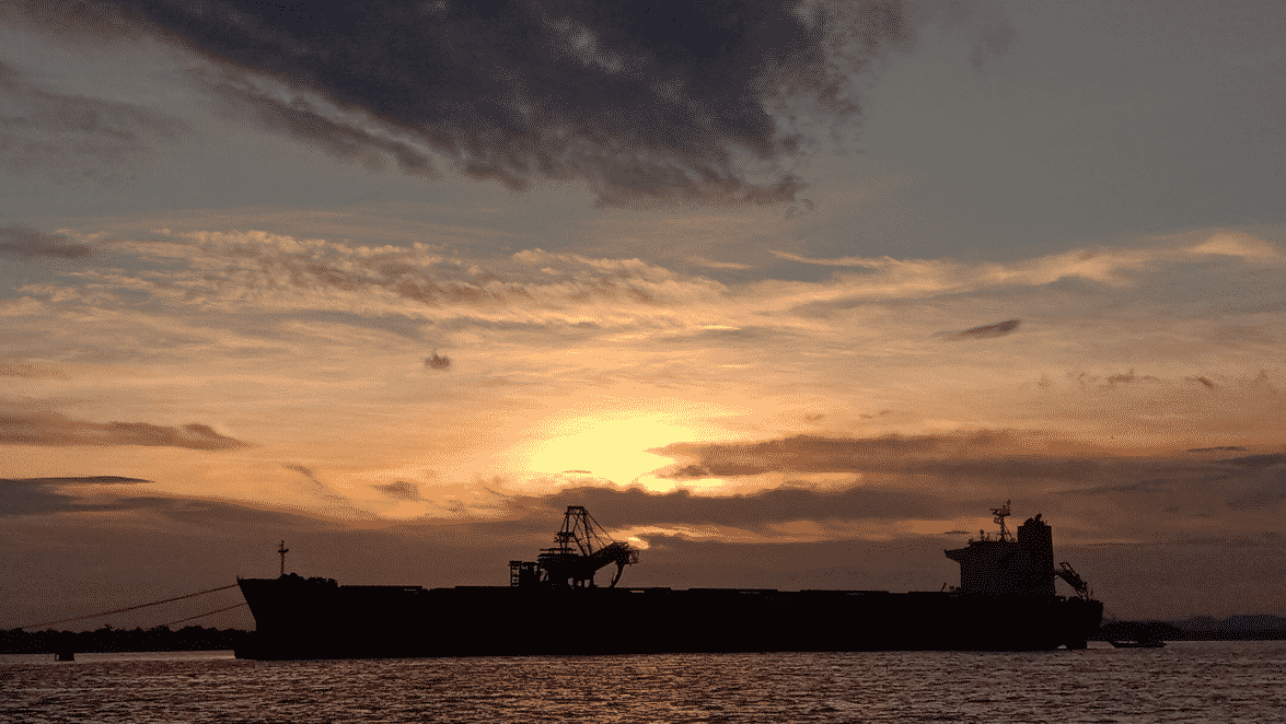 ship silhouette image