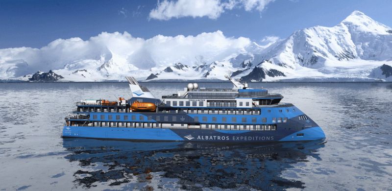 The 'Ocean Albatros' in polar surroundings