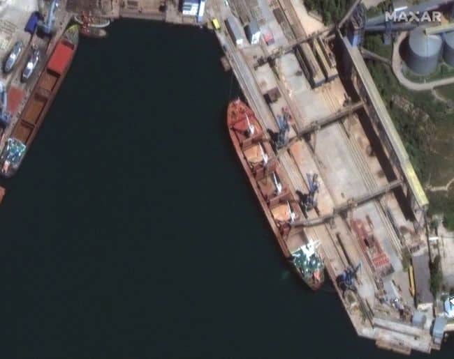 Russian ships with grains 