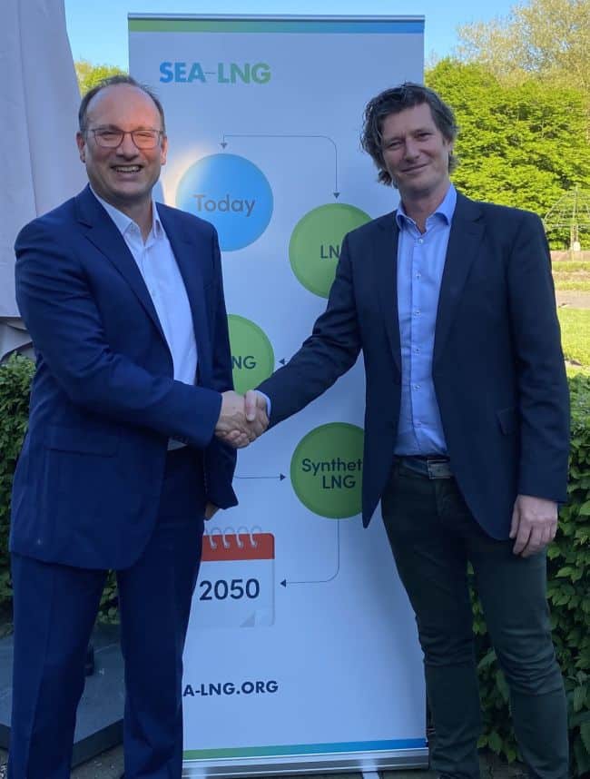 Titan & SEA-LNG Execs shake hands