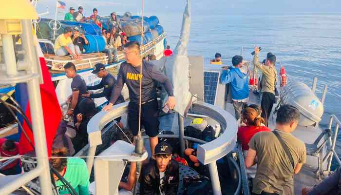 100 People Rescued from Distressed Ship