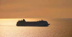 Bloom Energy fuel cells increase electrical efficiency on luxury cruise ship in maiden marine deployment.