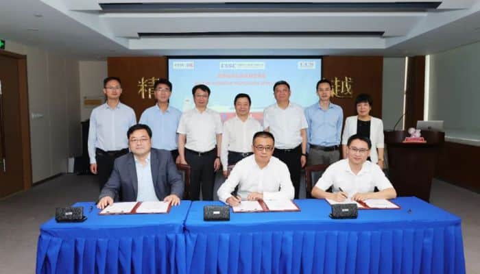 CCS, Hudong-Zhonghua Shipbuilding (Group) Co., Ltd., and China Shipbuilding Industry Group Power Co., Ltd.