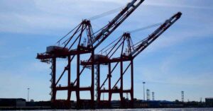 APM Terminals Unveils State-Of-The-Art Super Post Panamax Cranes In Port Elizabeth