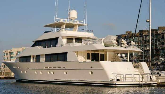 Yatch