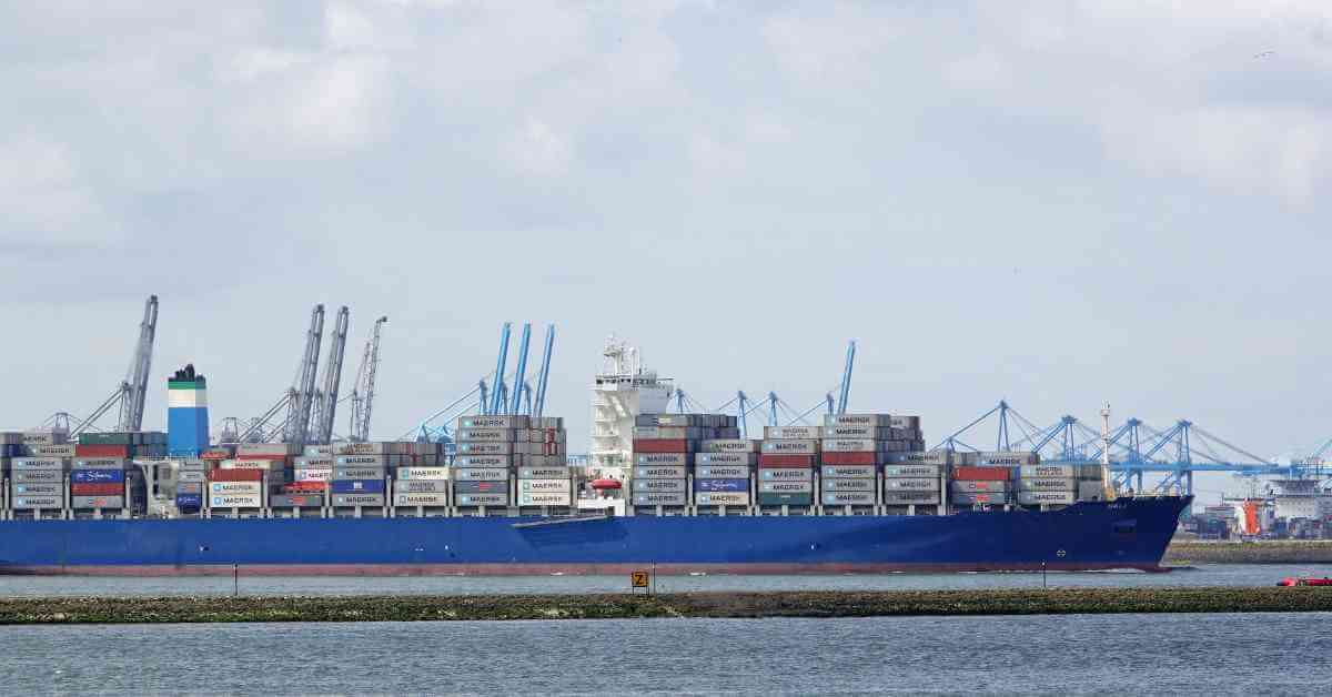 MV Dali