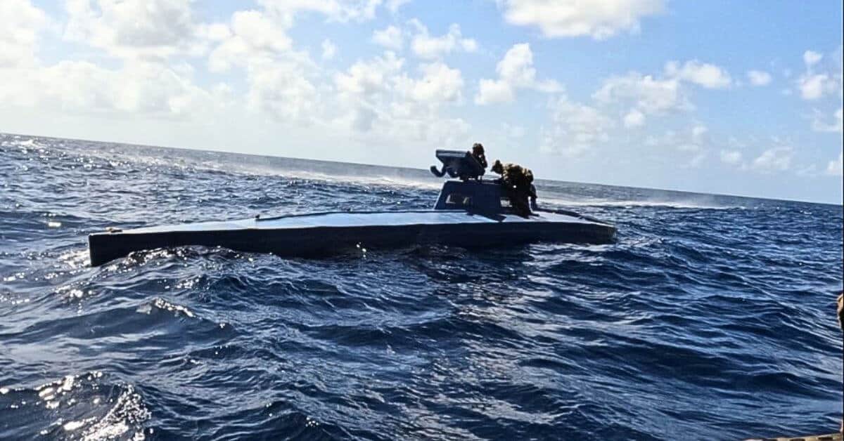 Semi-submersible craft