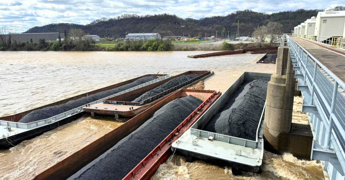 Barge