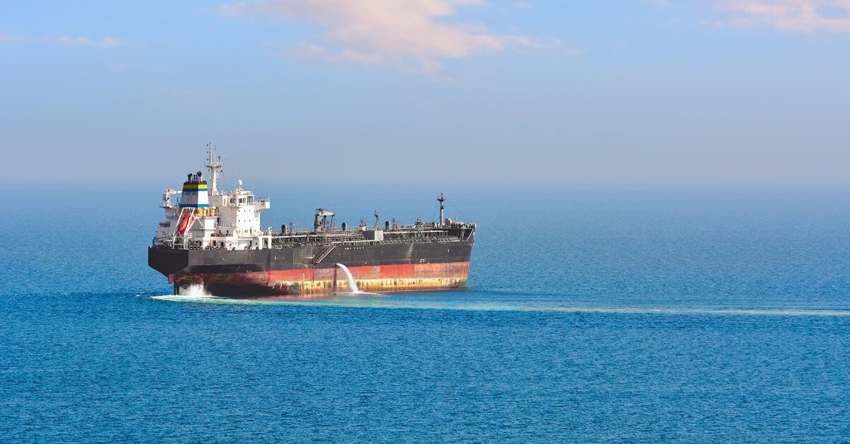 Oil/Chemical Tanker