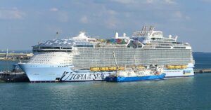 World’s Second Largest Cruise Ship Boosts France’s GDP By €1 Billion