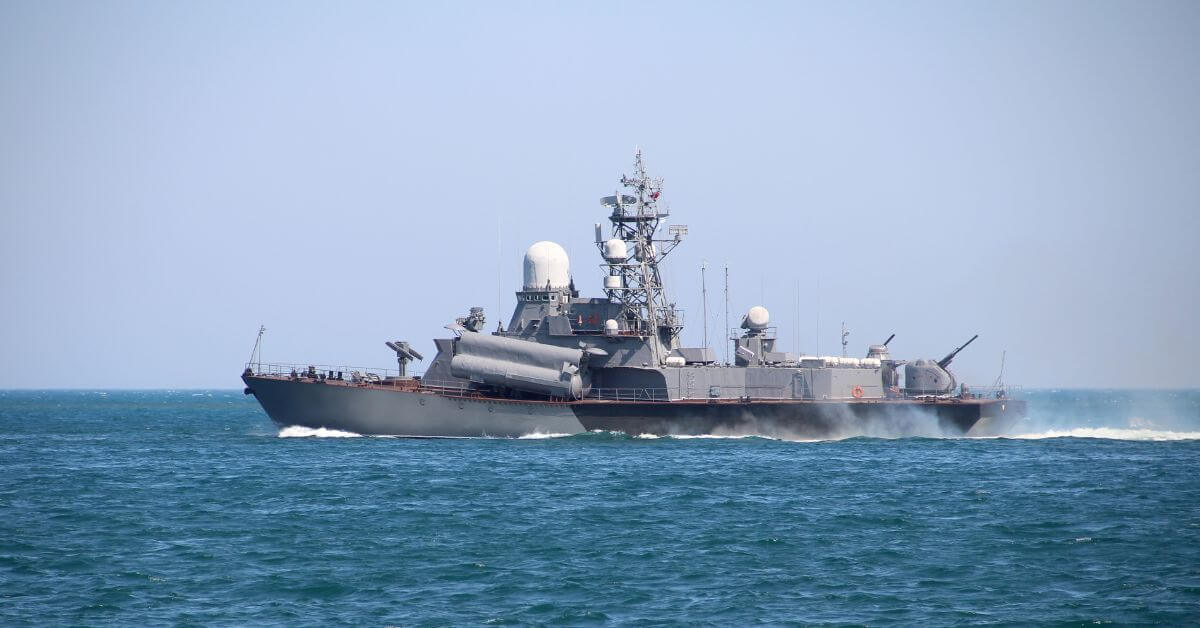 Missile boat