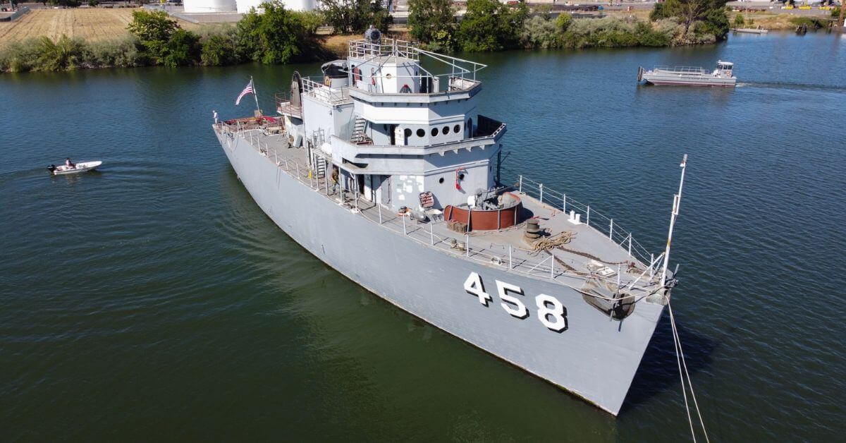 USS Lucid 