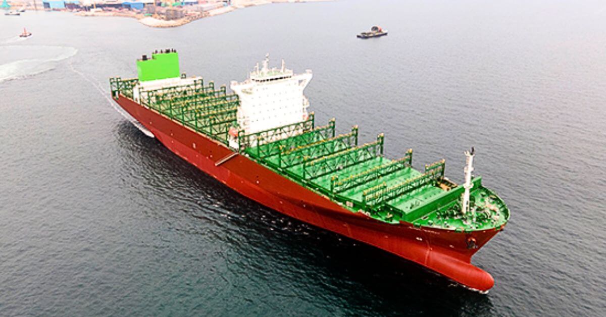 Autonomous ship