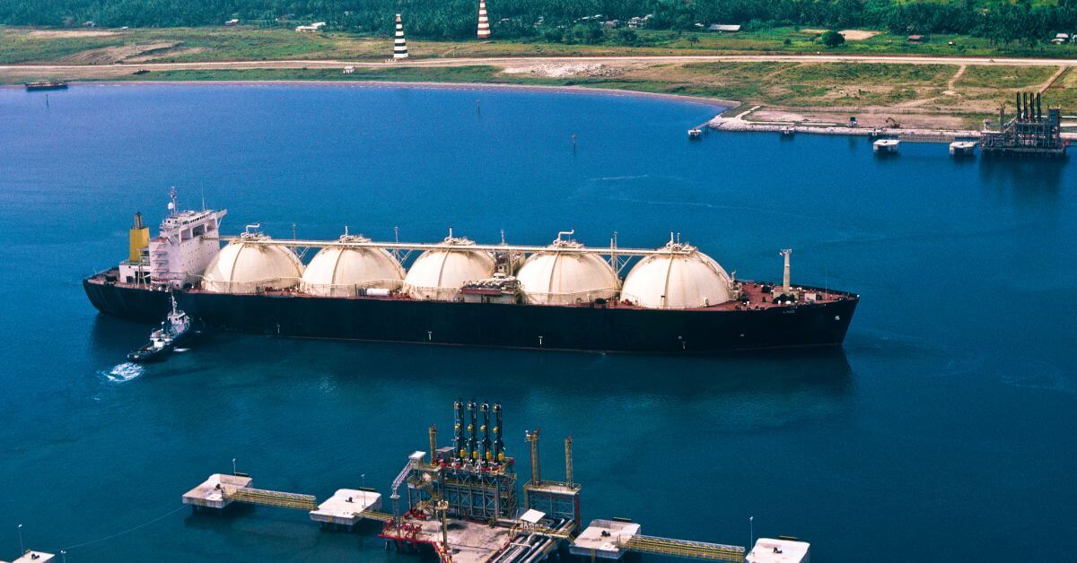 LNG Tanker