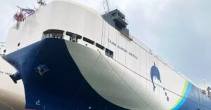 Mitsubishi Shipbuilding Christens & Launches New LNG-Powered RO/RO Vessel