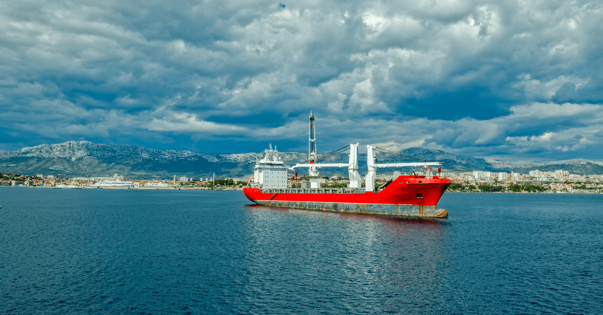 Heavy lift vessel