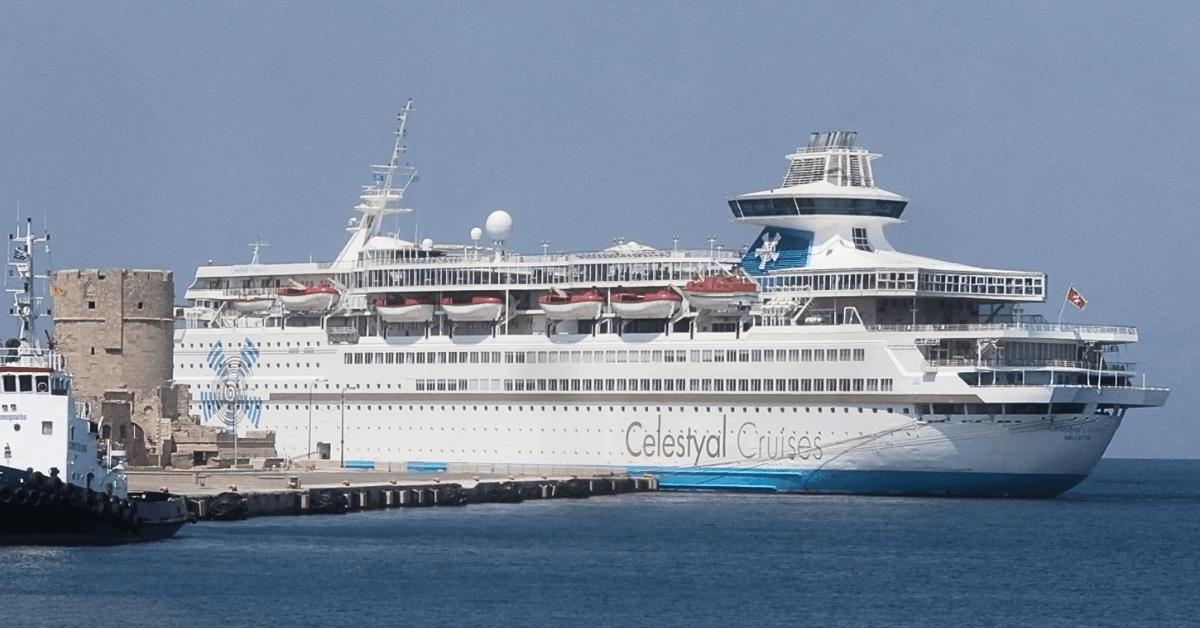 Cruise Ship