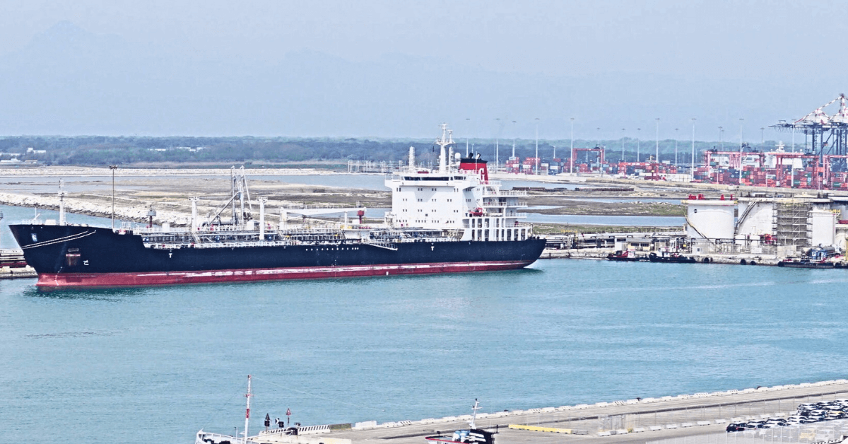 Oil Tanker