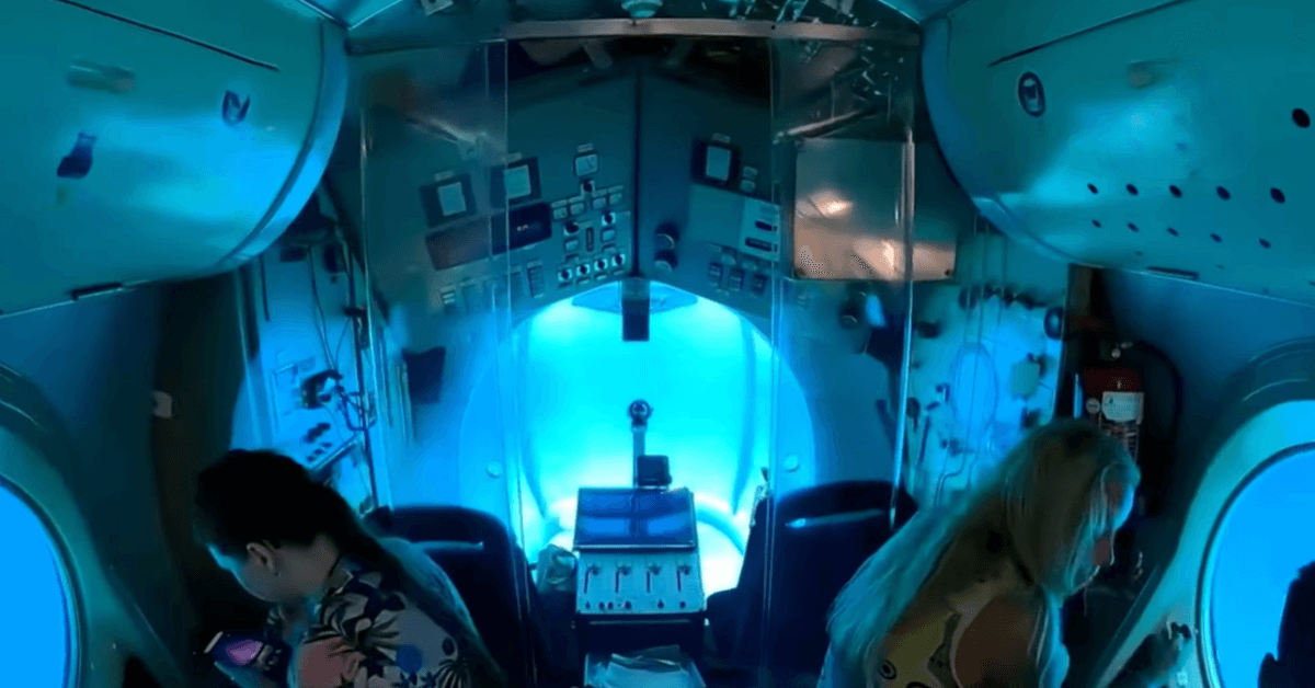 Submarine