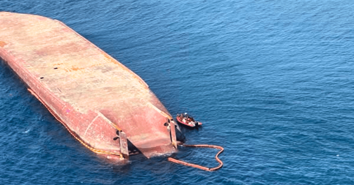 Capsized vessel
