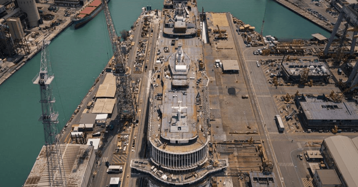 Cruise ship