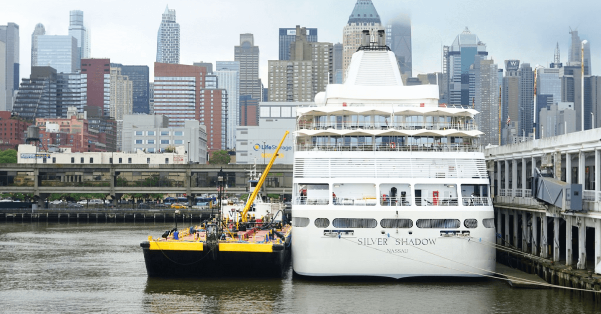 Cruise ship