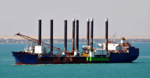 COSCO Signs $310 Million Deal To Lease Six New Heavylift Ships To Fleet